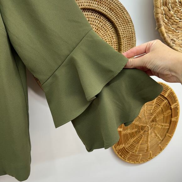J. Crew Green Ruffle Wide Flare Sleeve Blouse Top Preppy 14 Feminine Business - Picture 3 of 5